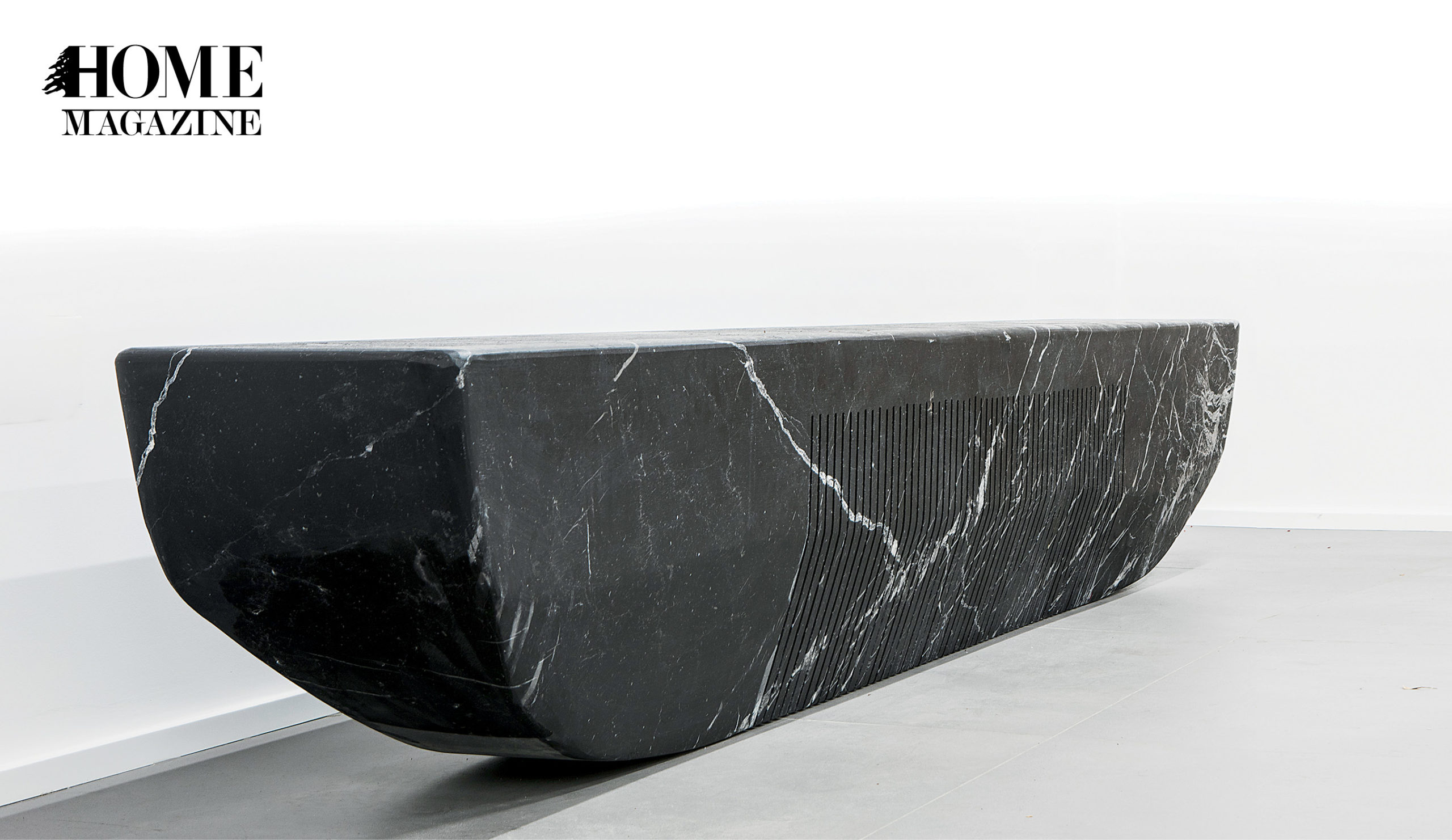 Black and white tub